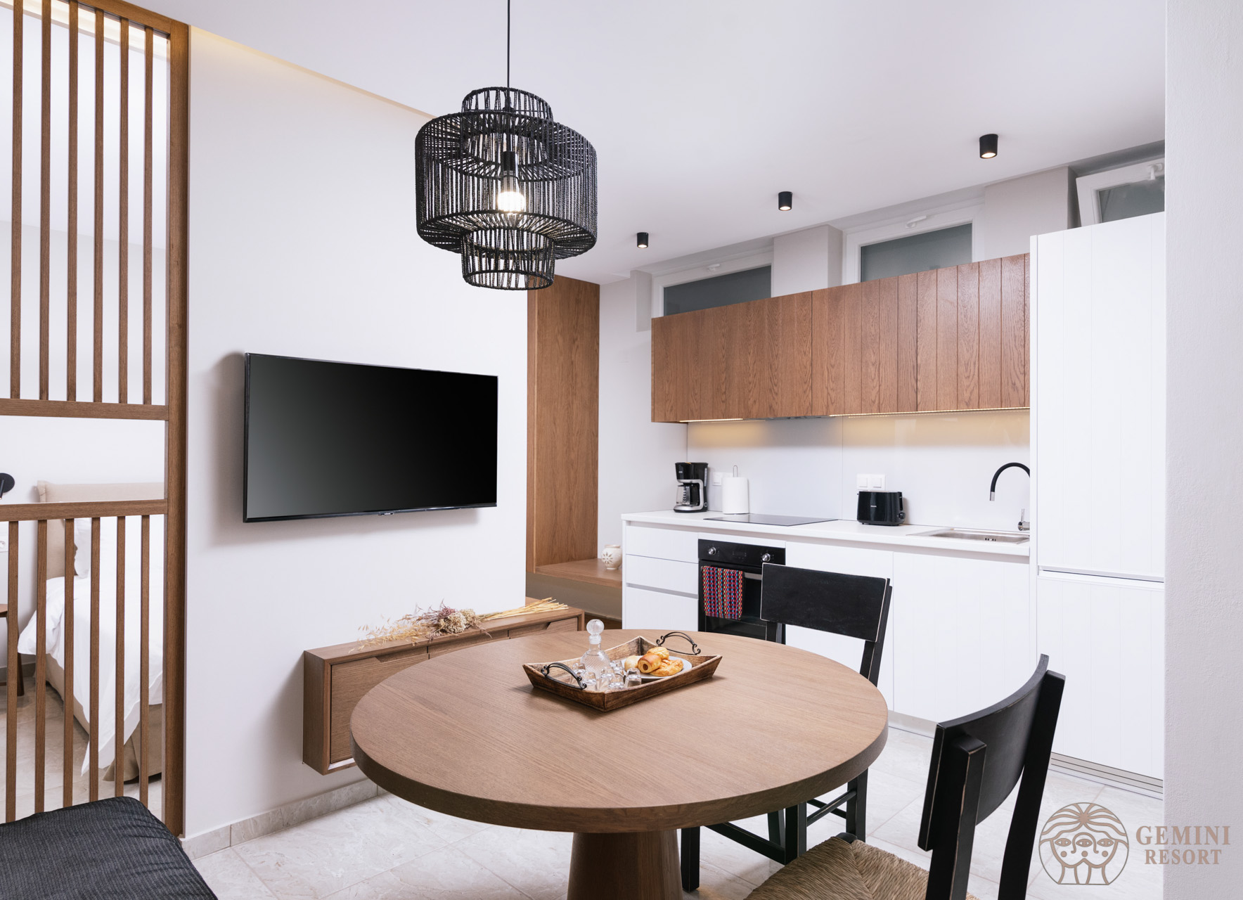 The dinning area in lower ground floor 1